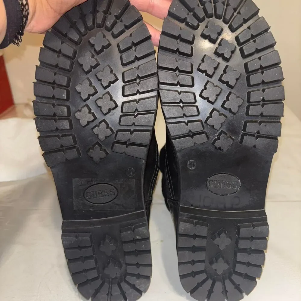 Guess women’s gwjunebug